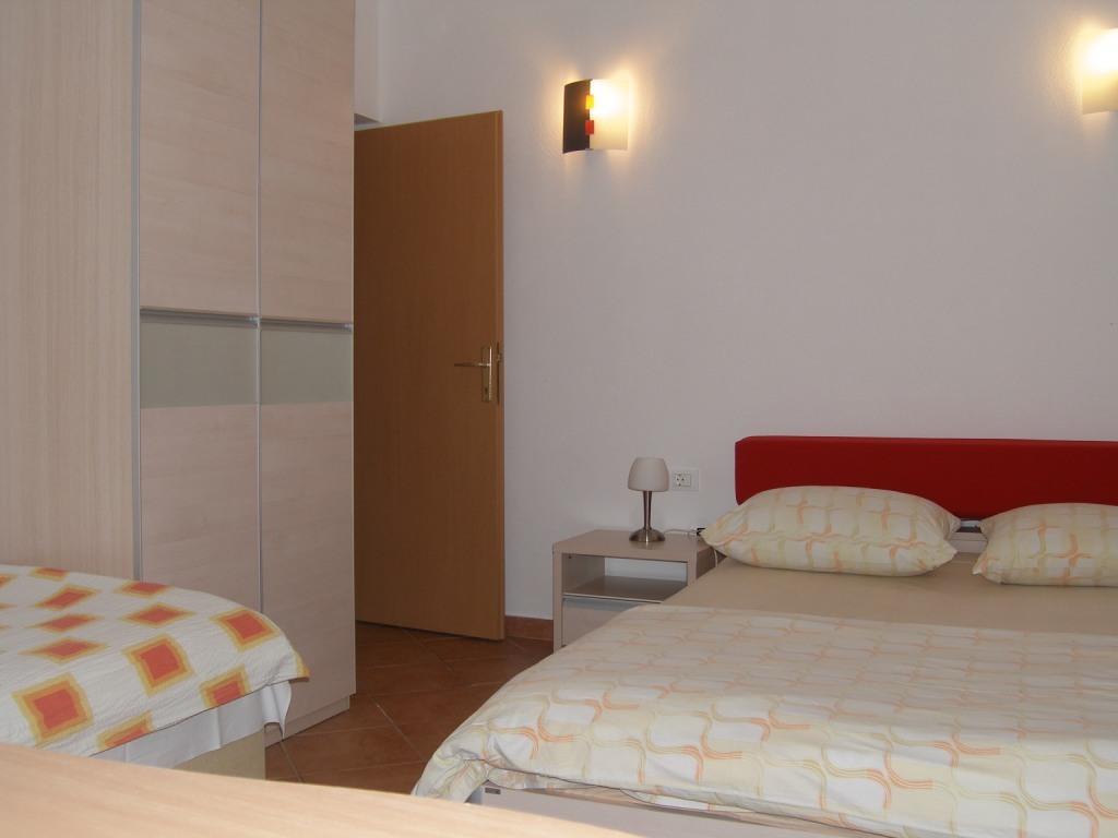 Apartments Juran Sukošan Екстериор снимка