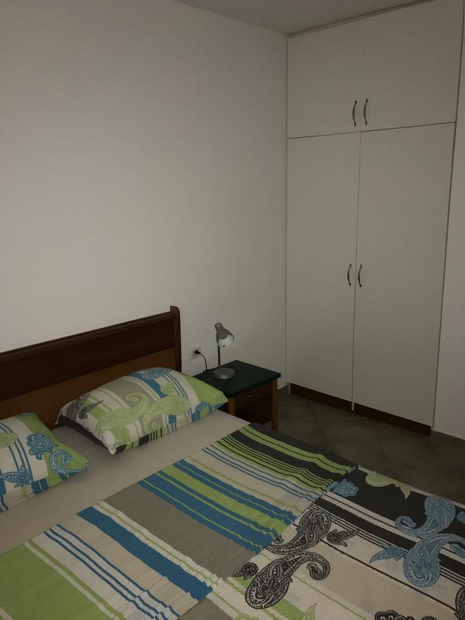 Apartments Juran Sukošan Екстериор снимка